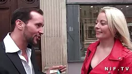 Có quan hệ tình dục  ...