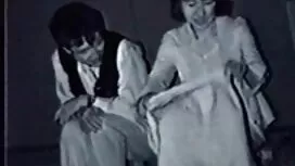 Nhóm bốn sinh viên,  ...