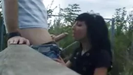 Cô gái bắt bởi đốt t ...