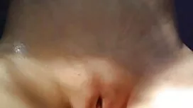 Hai thiếu nữ Khỏa th ...