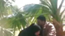 Hai người có tình dụ ...