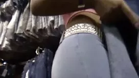 Hai vòng trong vớ củ ...