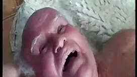 Táo bạo một người đà ...